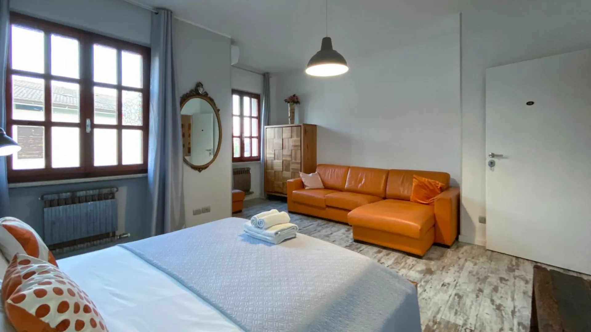 Nest Guesthouse Castelnuovo del Garda 0*,  Italy