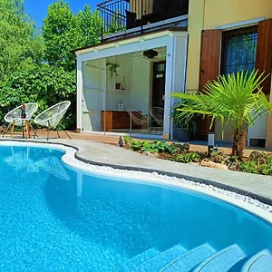 Picnic And Pool Gasthof